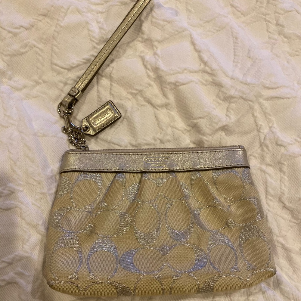 SILVER COACH WRISTLET